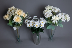 055 Veštačko cveće buketi   